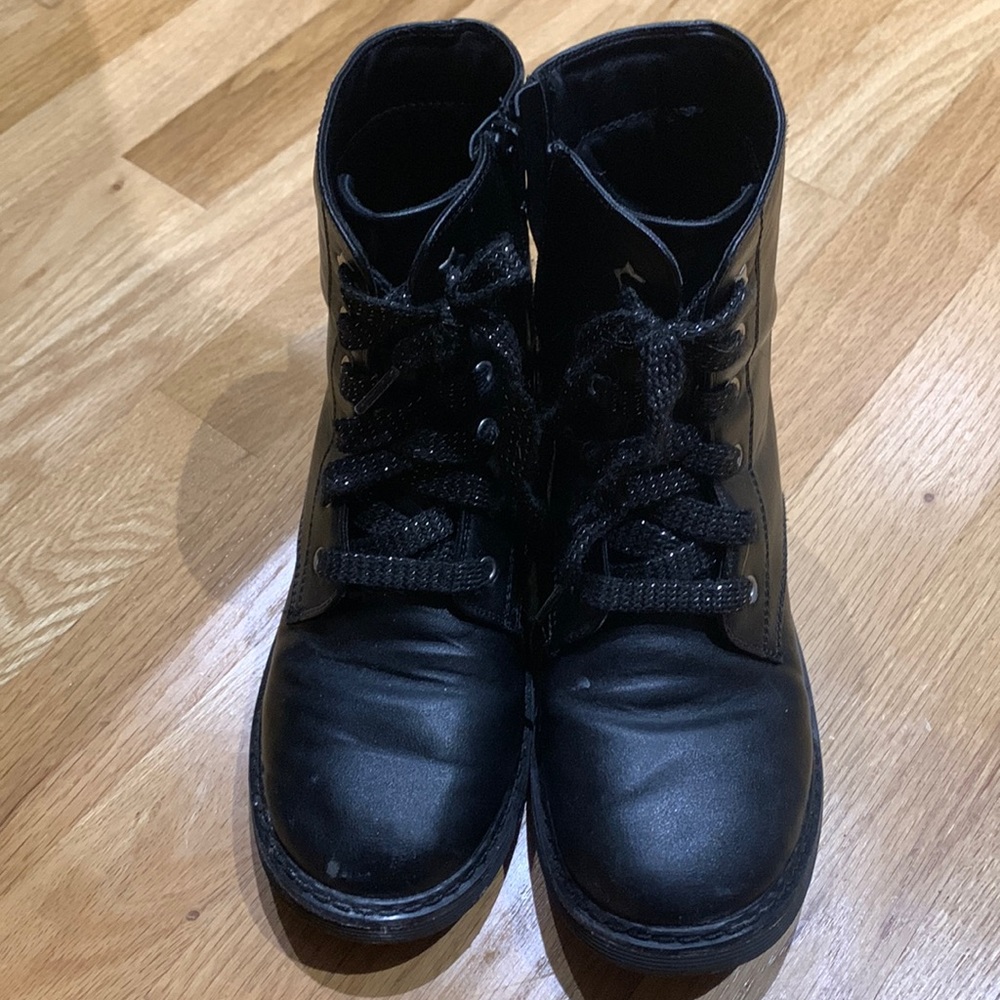 Kohl’s black combat boots